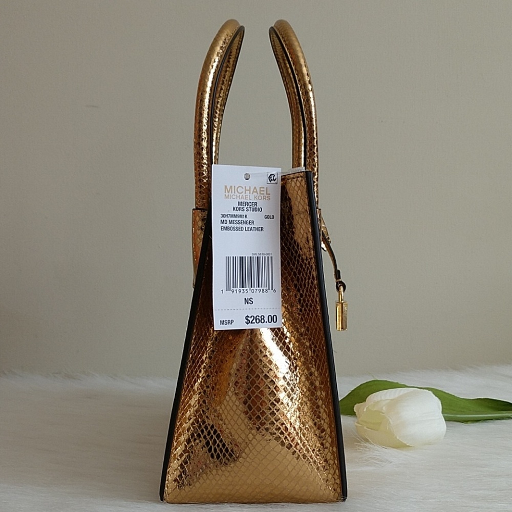 ❌🌷BEAUTIFUL AUTHENTIC MICHAEL KORS TOTE.nwt - Picture 2 of 8